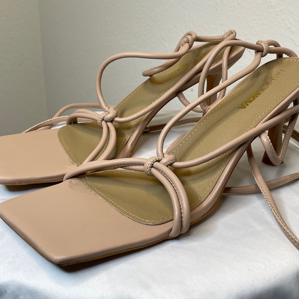 Tan/Nude Strappy Heeled Sandals